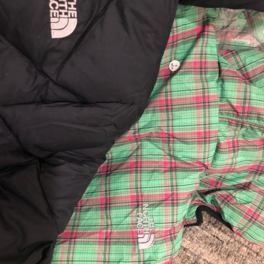 New with tags Authentic North Face Kids Reversible Down Jacket